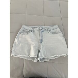 AVA & VIV High Rise Denim Shorts‎ Frayed Hem Light Wash Midi Size 16